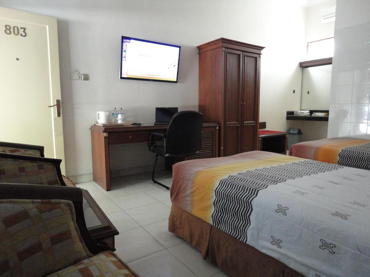 Langensari Hotel Cirebon Zewnętrze zdjęcie