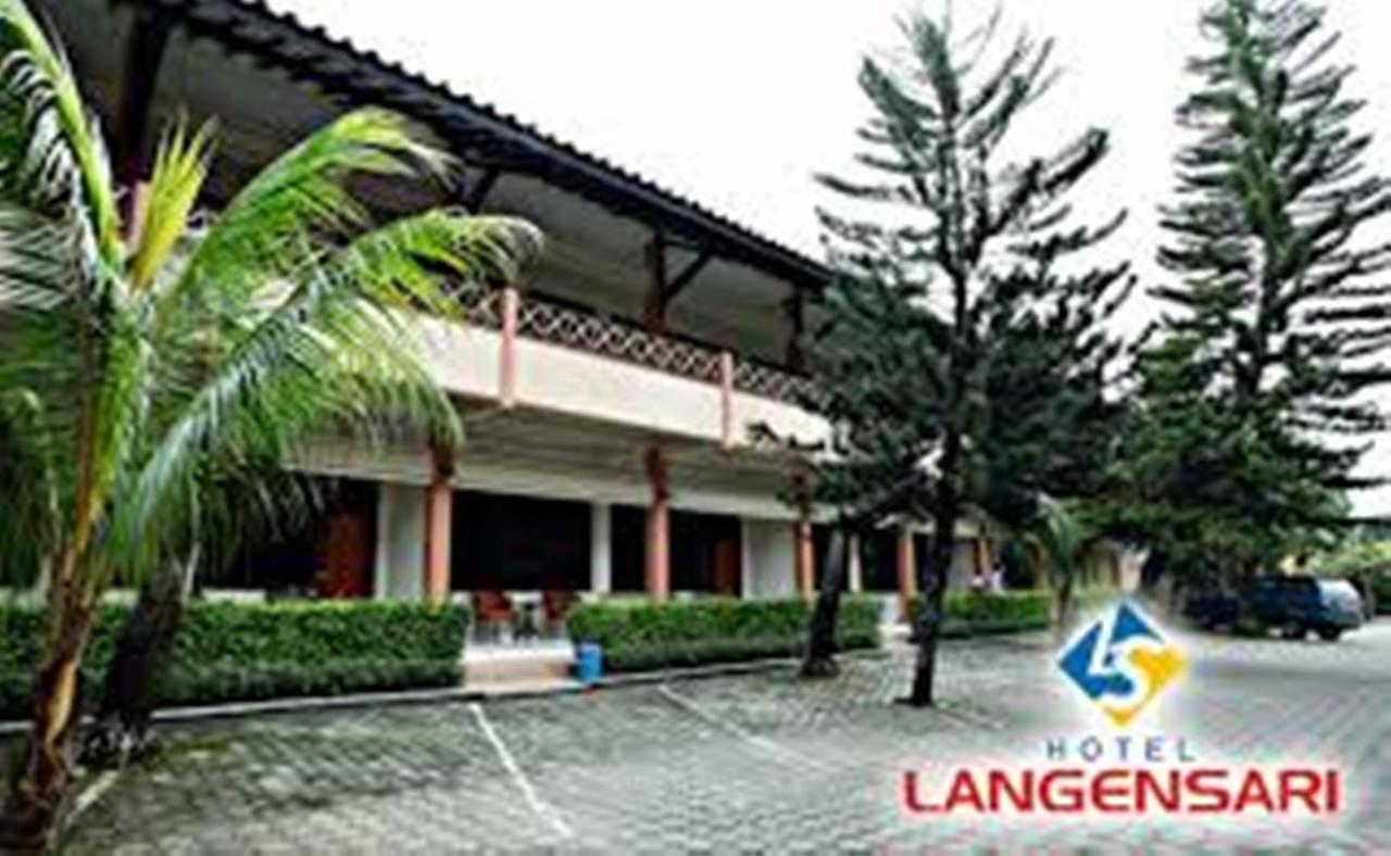 Langensari Hotel Cirebon Zewnętrze zdjęcie