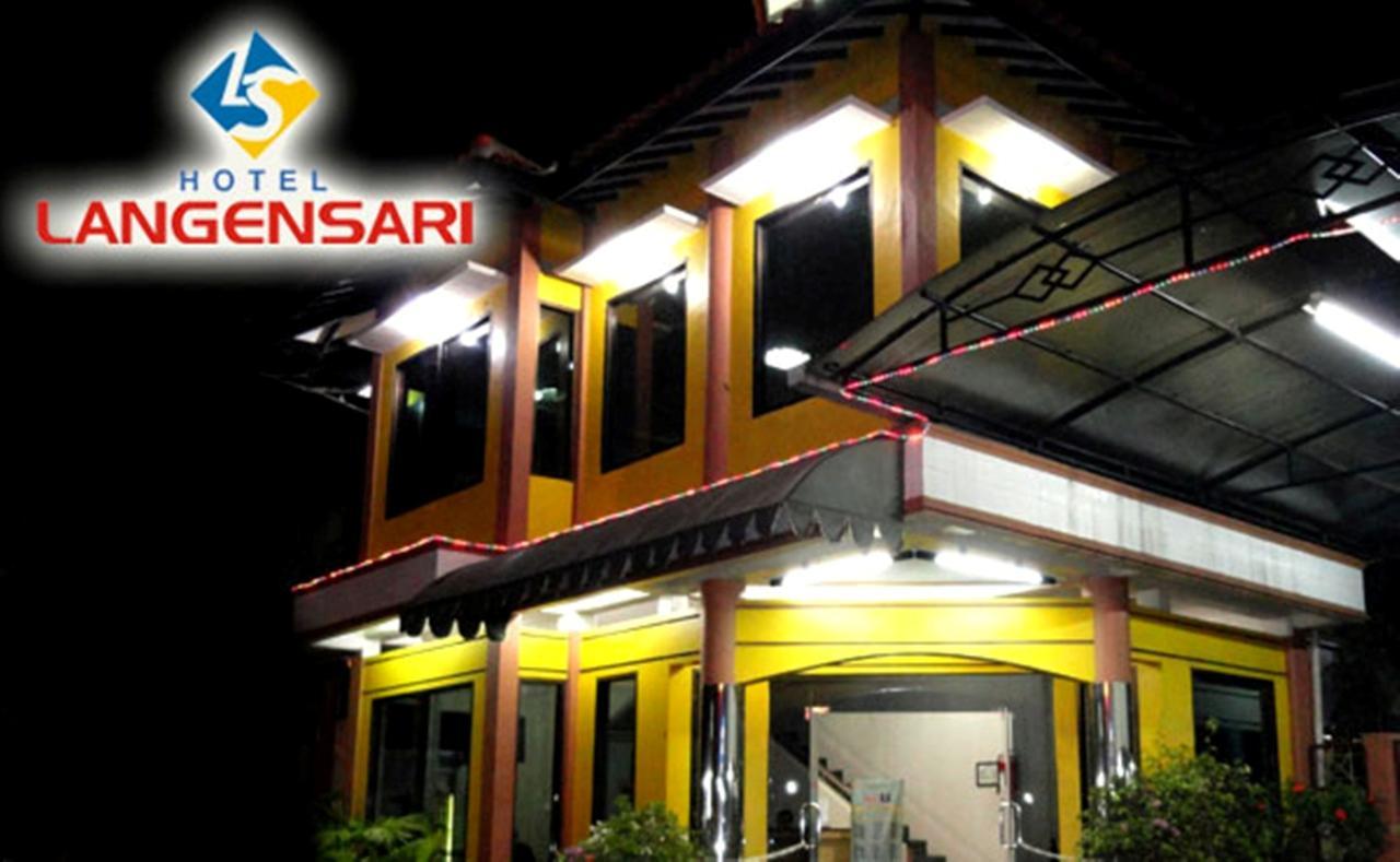 Langensari Hotel Cirebon Zewnętrze zdjęcie