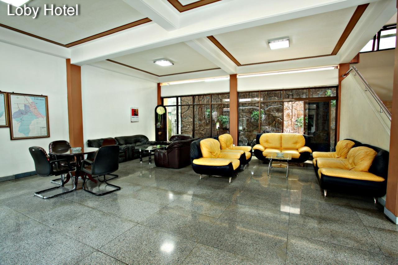 Langensari Hotel Cirebon Zewnętrze zdjęcie